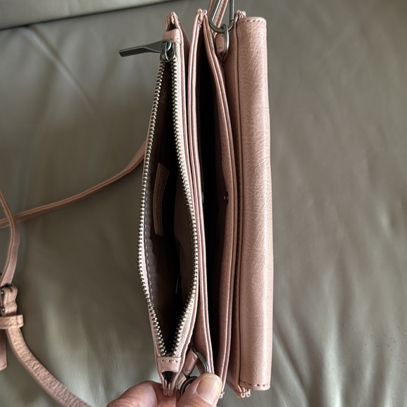 Matt & Nat Blush Pink vegan Leather Crossbody Bag - Picture 5 of 7